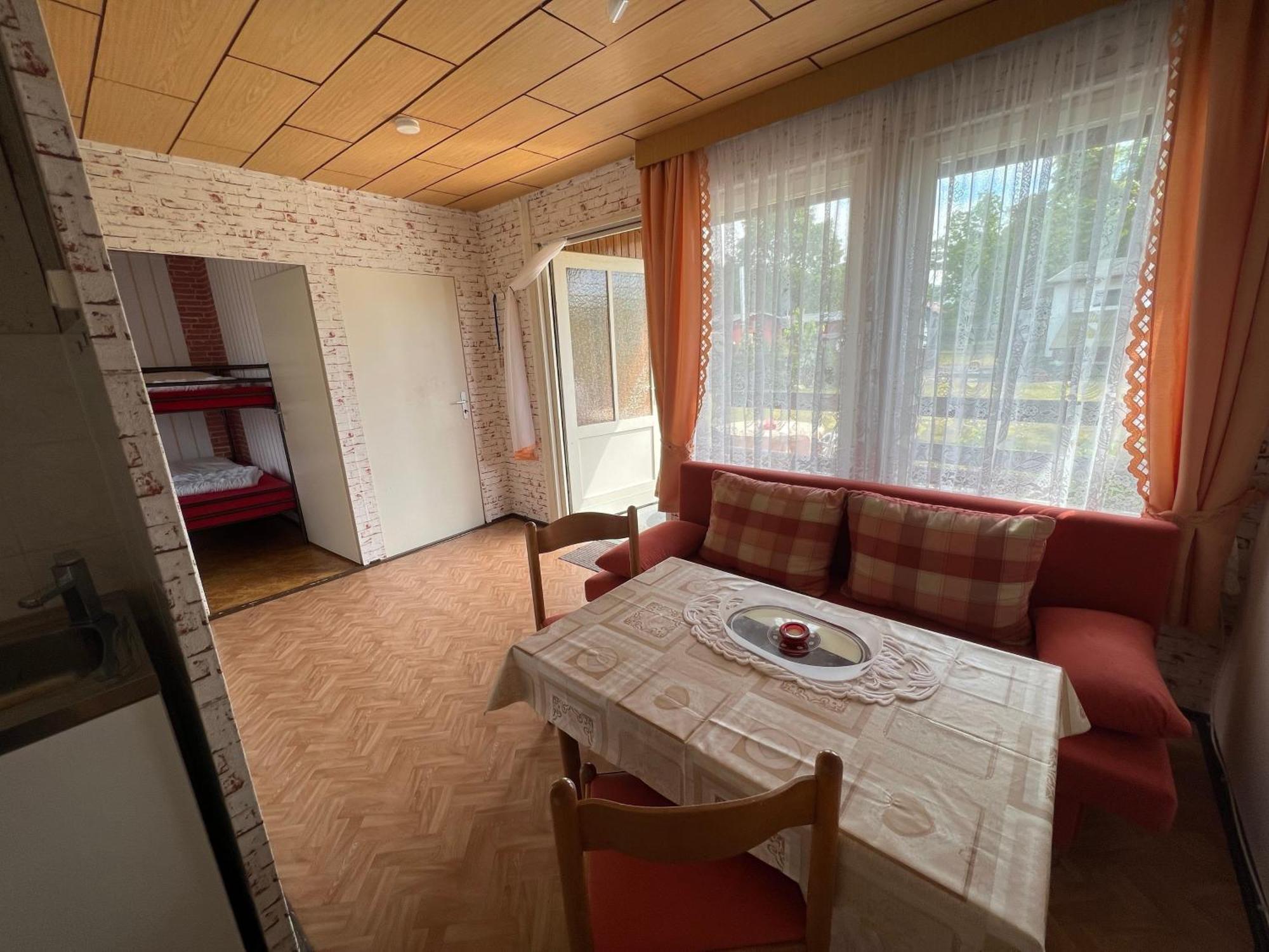 Ferien-Bungalow Nr-3- im Seebad UeckermündeOT Bellin Exterior foto